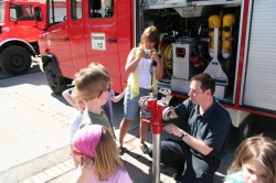 Brandschutzerziehung-FeuerwehrStammheim-April2011-10