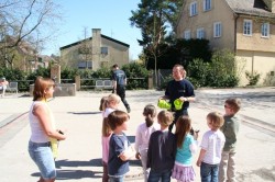 Brandschutzerziehung-FeuerwehrStammheim-April2011-12