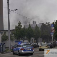 Brand mit sehr starker Rauchentwicklung in leerstehender Fabrikhalle (S-Feuerbach)